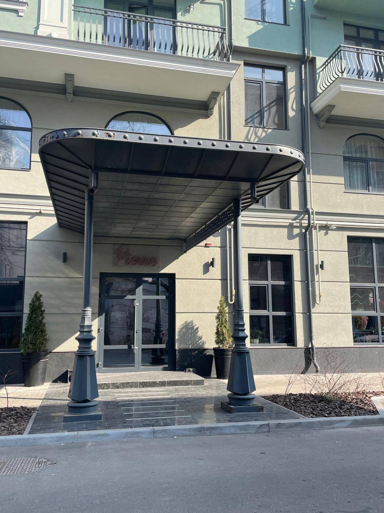 Pierre Apartments 敖德萨 外观 照片